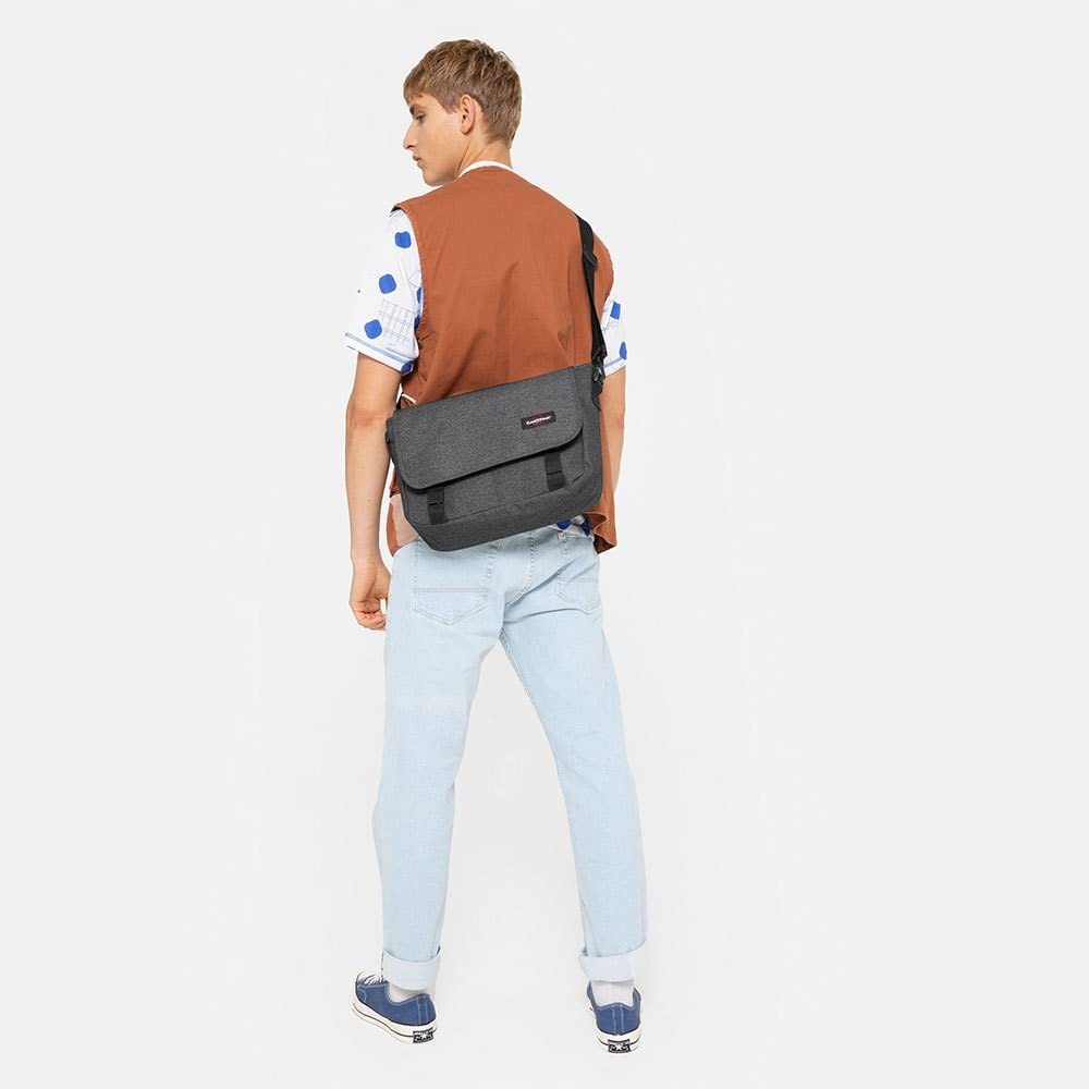 eastpak-jr-borsa-messenger-11-5-l-black-denim image 2