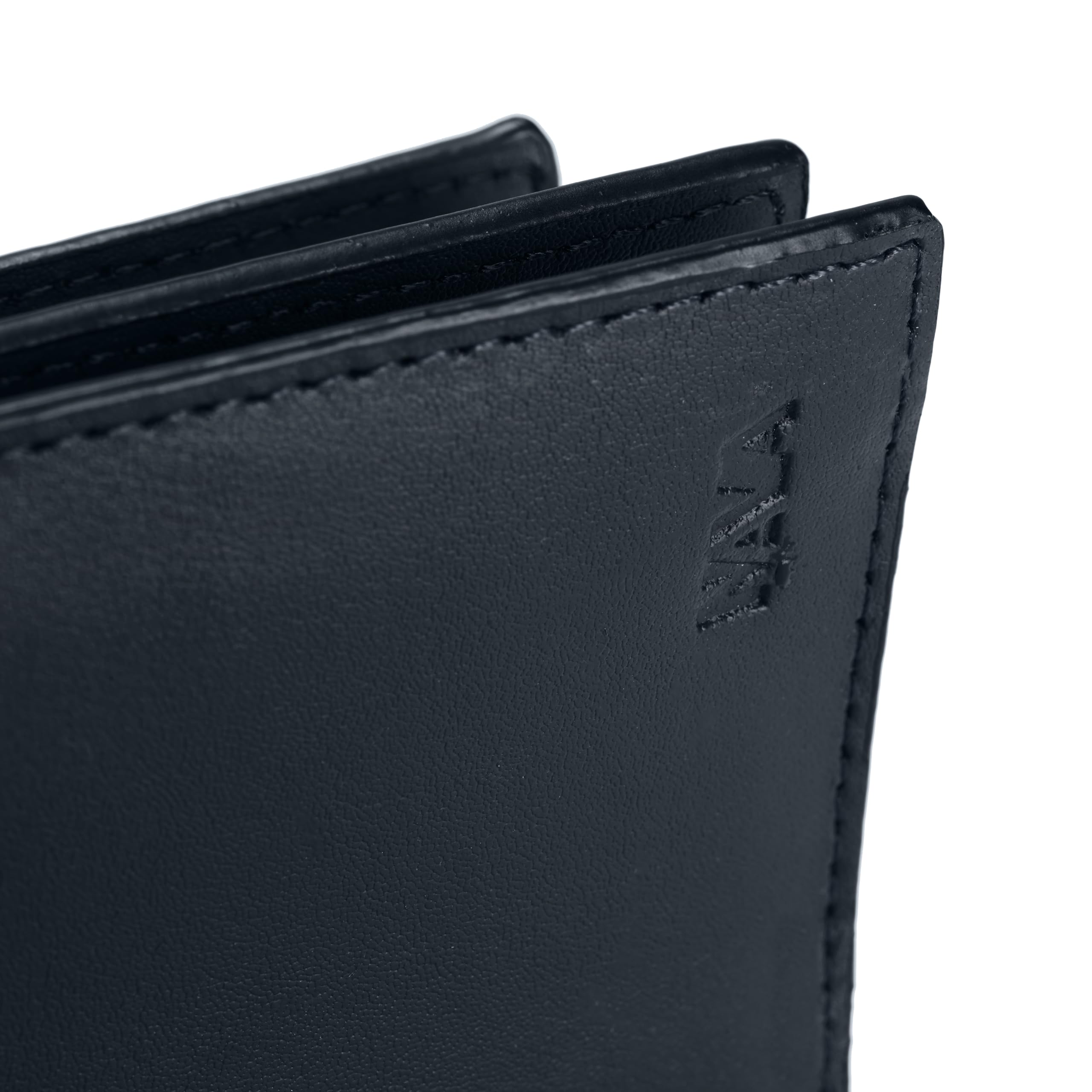 nava-design-metric-portafoglio-uomo-in-pelle-bovina-slim-con-rfid image 4