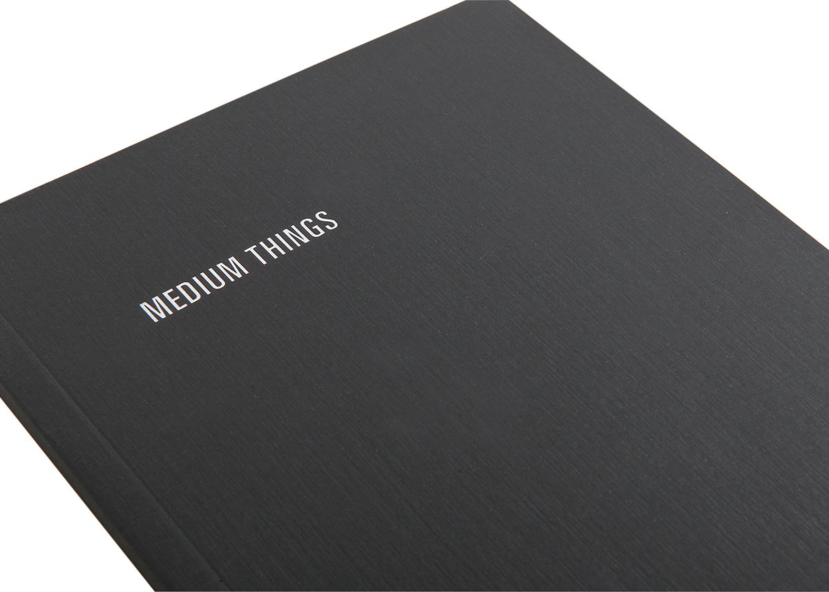 nava-design-everything-notes-a-righe-a5-con-tasca-portadocumenti-nero-21x15x1-cm image 3