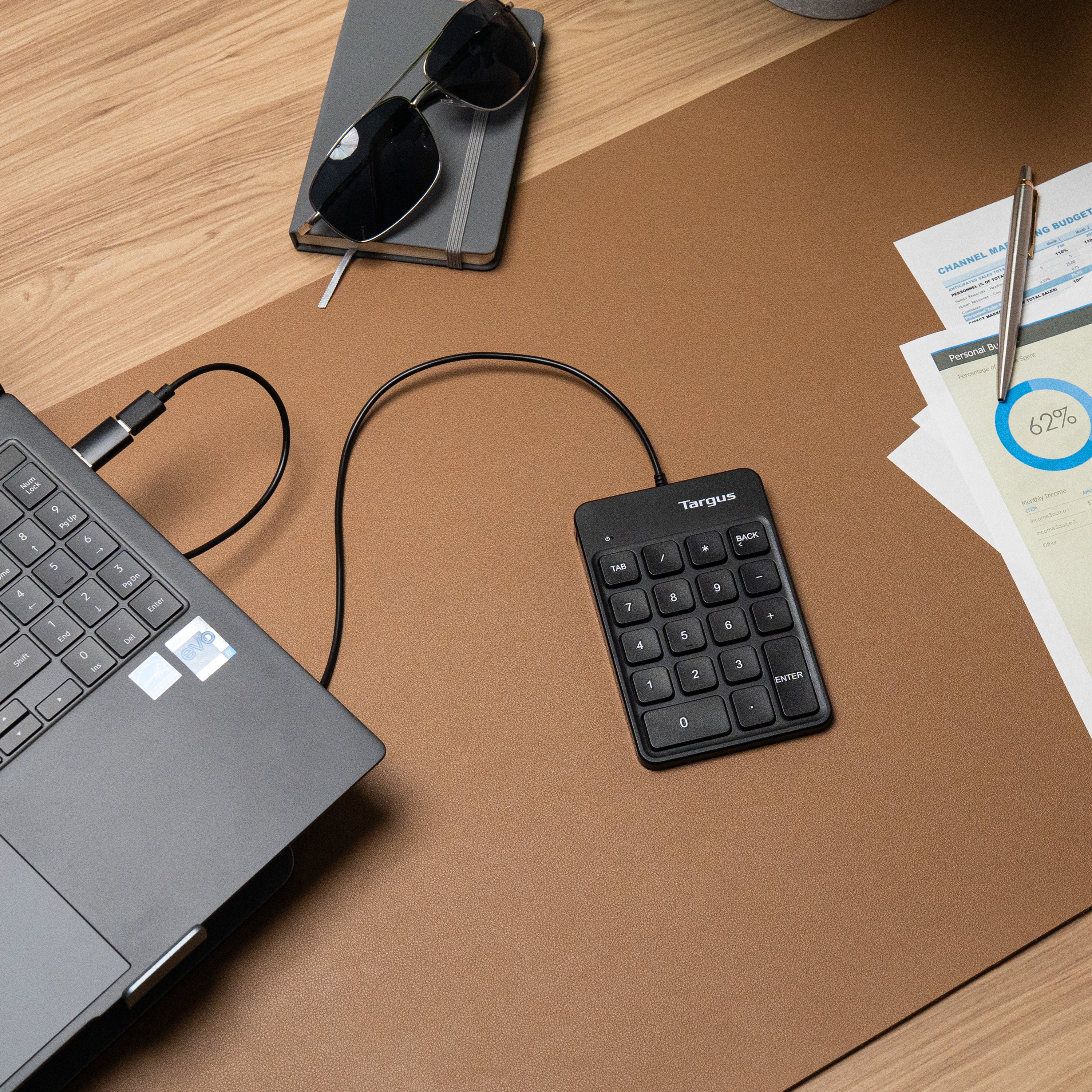 targus-ecosmart-tastierino-numerico-cablato-usb-nero-grigio image 2