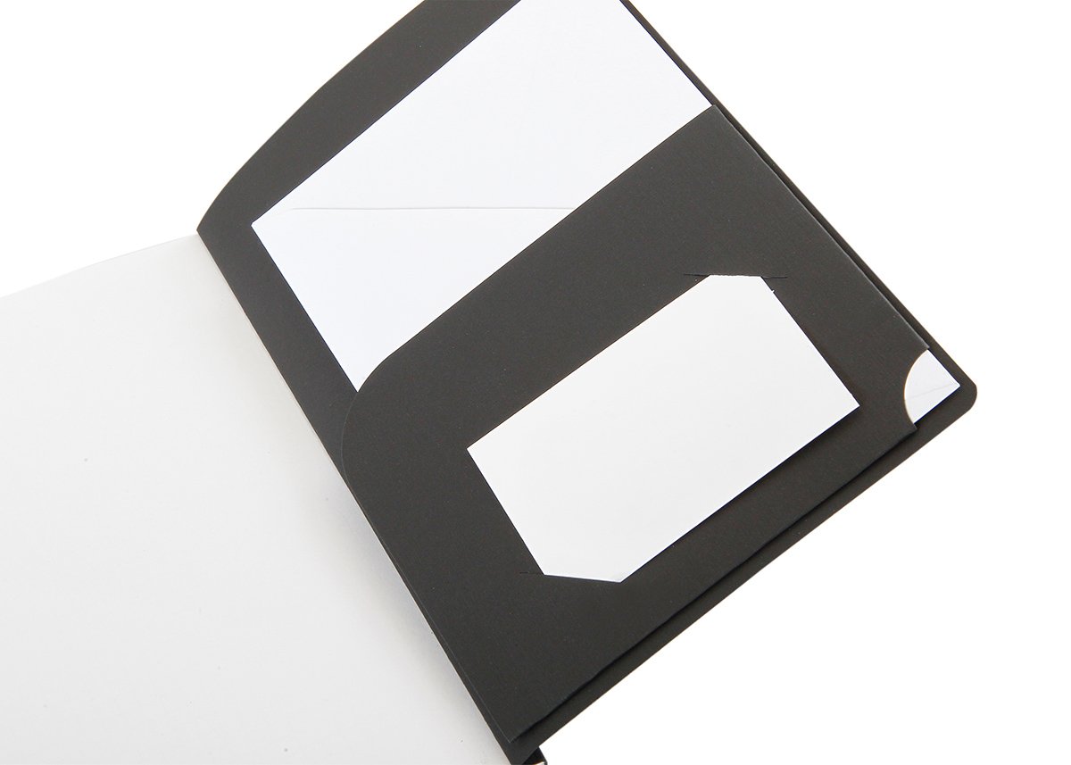 nava-design-everything-notes-a-righe-a5-con-tasca-portadocumenti-nero-21x15x1-cm image 4