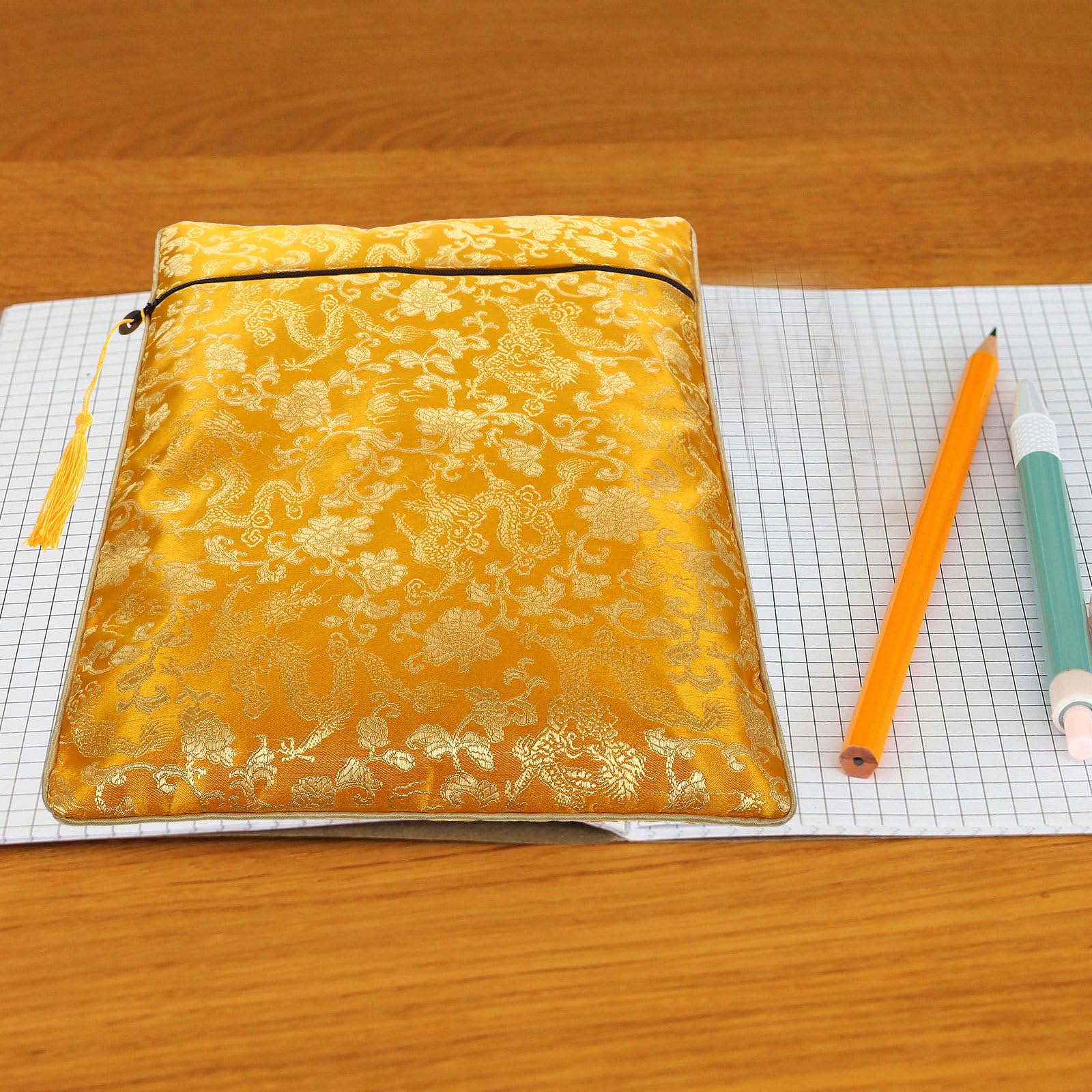 mitama-junior-astuccio-con-zip-giallo-pencil-case-multifunzione-per-scuola-e-not image 7