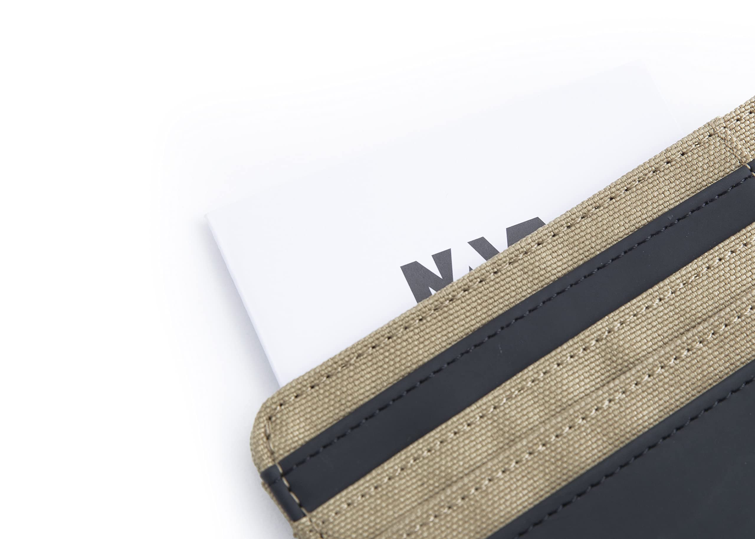 nava-design-twin-porta-carte-e-documenti-8-slot-rfid-sabbia-9x13-cm image 4