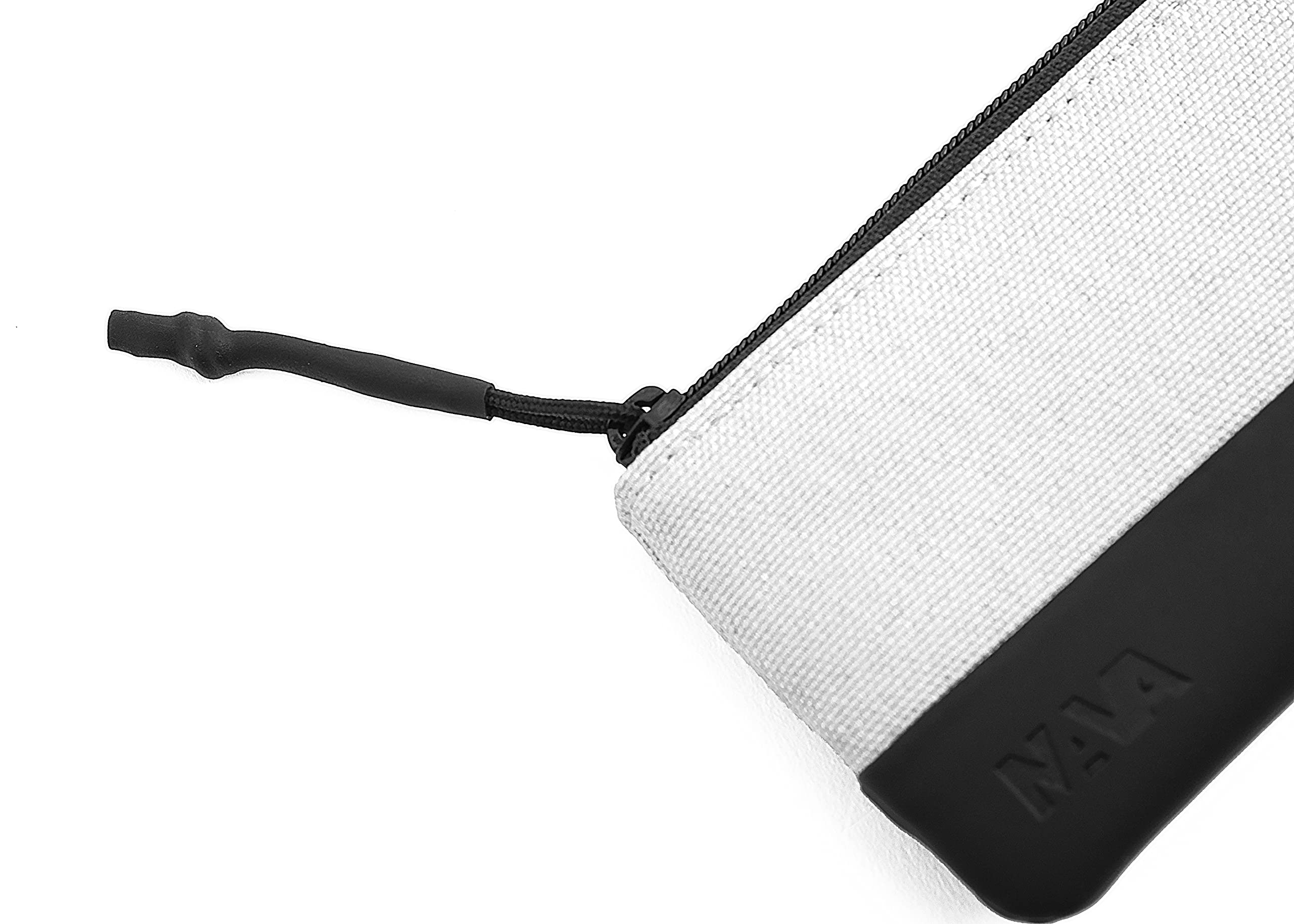 nava-design-twin-astuccio-con-zip-e-portachiavi-a-catena-bianco-7x12x1-cm image 3
