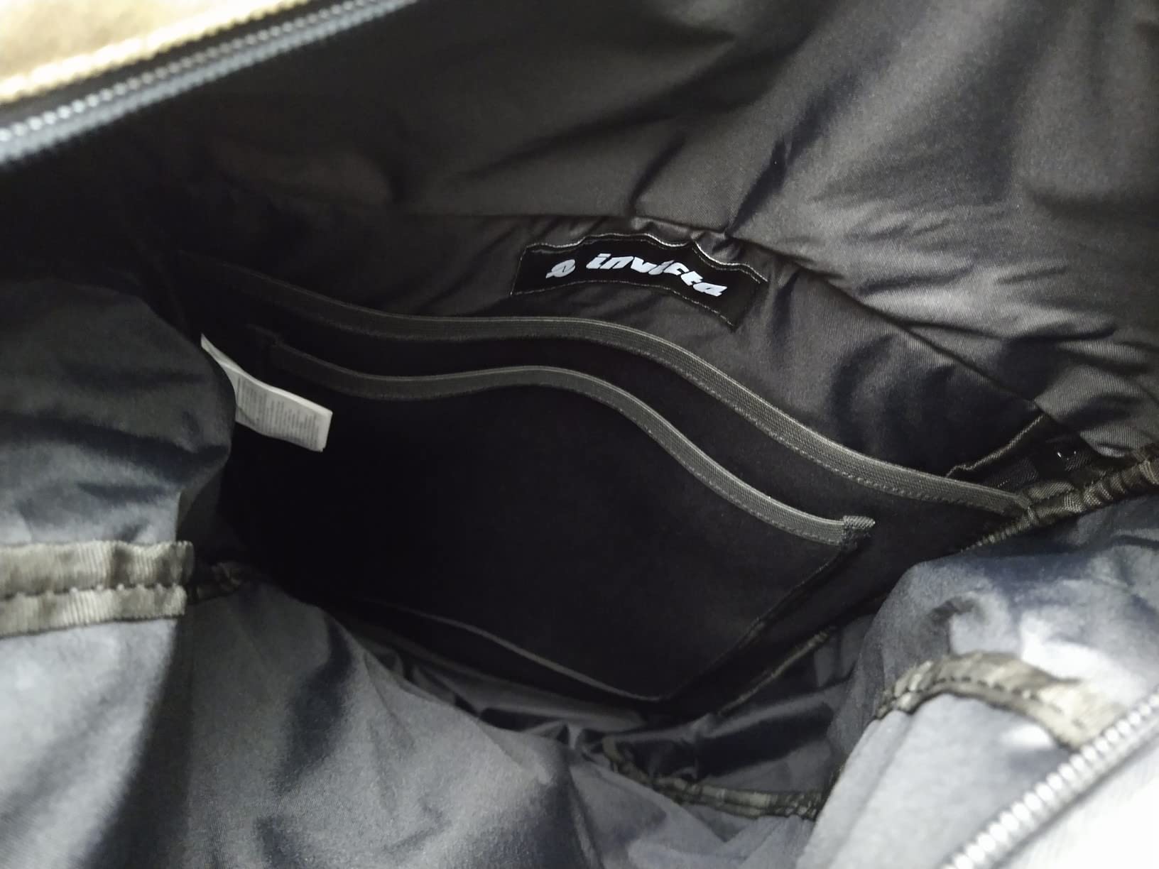 Pratico ma poche tasche esterne